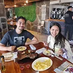 Harris Hotel Y Restaurante